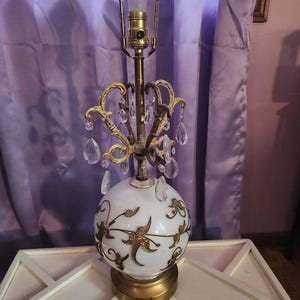 Vintage Carl Falkenstein table lamp golden ornate flowers iridescent