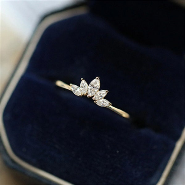 S925 Sterling Silver Four-Leaf Clover Gold Ring: Simple Yet Elegant 14K Gold Band - Perfect Gift Idea