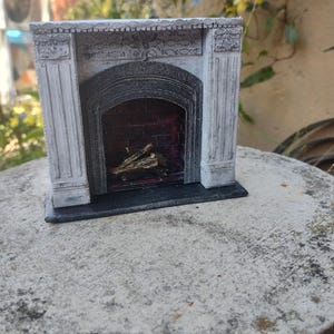 1:12 Dollhouse Fireplace/Mantlepiece - Cricut Joy Digital Download