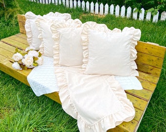 Linen Ruffled Square Pillow Cover and Table Runner Set, Pillowcase with Ruffles, Ruffle Cushion Cover and Runner, Dinner Table Decoration