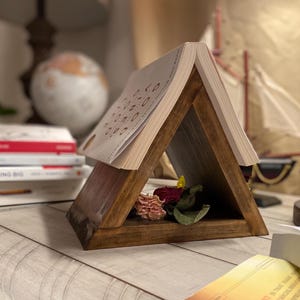 Triangle Book Holder - Book Stand - Wooden Bookmark - Mother’s Day Gift - Gift for Wife - Nightstand - Book Lovers - Gift for Her - Readers