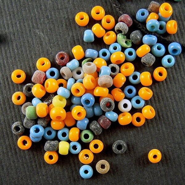 UNIQUE Rustic Citrus & Delft Blue Blend - 1.5x3mm - Antique Italian Glass Seed Bead Mix - Flat Rocailles for OOAK Jewelry Making - CV366