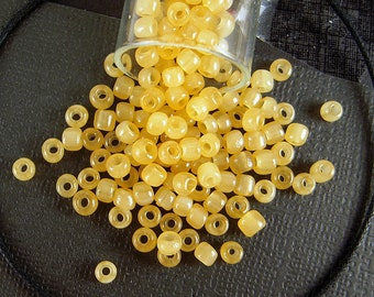 RARE Opaline Butterscotch Yellow Antique Italian Glass Seed Beads - 3.5mm - Greasy Carmelized Yellow Venetian Glass Jewelry Beads - CV86