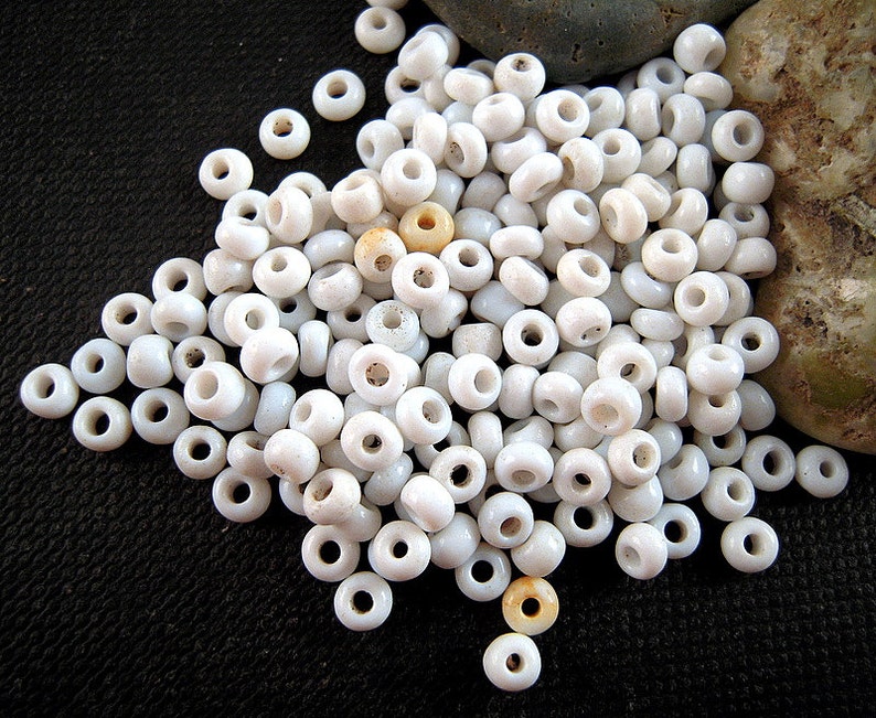 Rustic Chalk White Antique Italian Seed Beads 2mm to 3mm Etsy