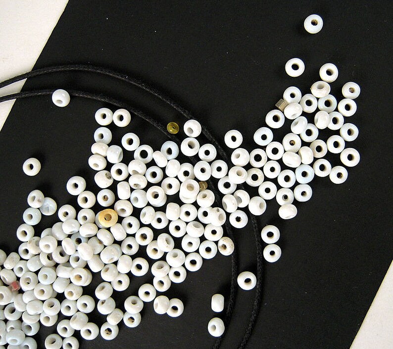 Rustic Chalk White Antique Italian Seed Beads 2mm to 3mm Etsy