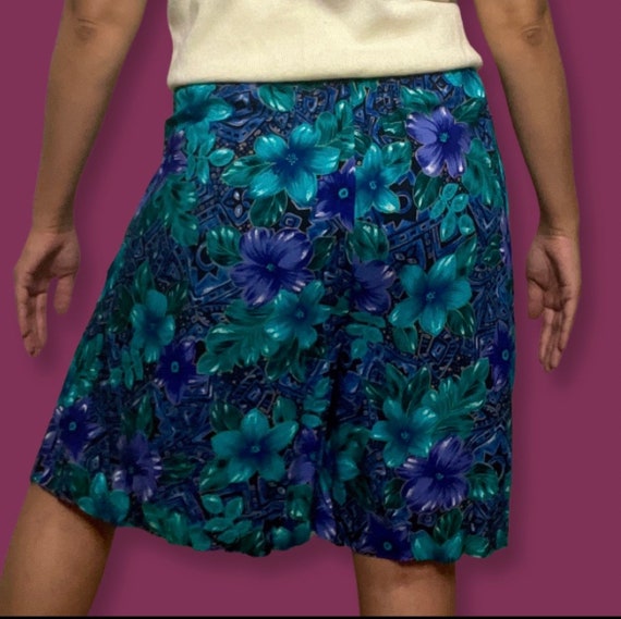 CB Elements Floral Shorts - image 5