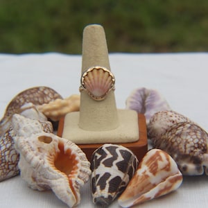 14-karätiger, goldgefüllter Ring mit gelbem Motiv und hawaiianischem Sonnenaufgang, Größe 9