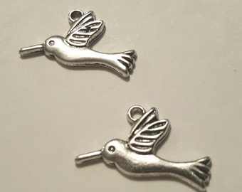 Hummingbird charm - 10 pcs. - Bird Charms - Animal Charms - Silver Hummingbirds - Nature Charms