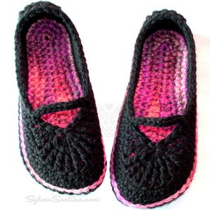 Crochet Pattern: Women's Mary Jane Skimmers image 1