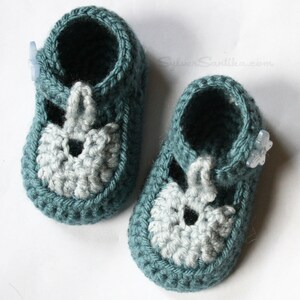 Crochet Pattern: Baby Sandal Booties Cute Boy Girl Unisex Crib Shoes