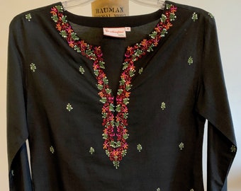 S M Medium India Bohemian ShirtWomen BoHo summer shirt toplight green Indian Handmade Embroidery TopVintage Short KurtaIndia blouse