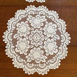 Individual Vintage Doily, Heavy Lace with Flowers, 19 Diameter image 1