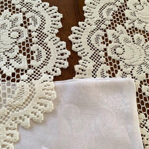 Individual Vintage Doily, Heavy Lace with Flowers, 19 Diameter image 8