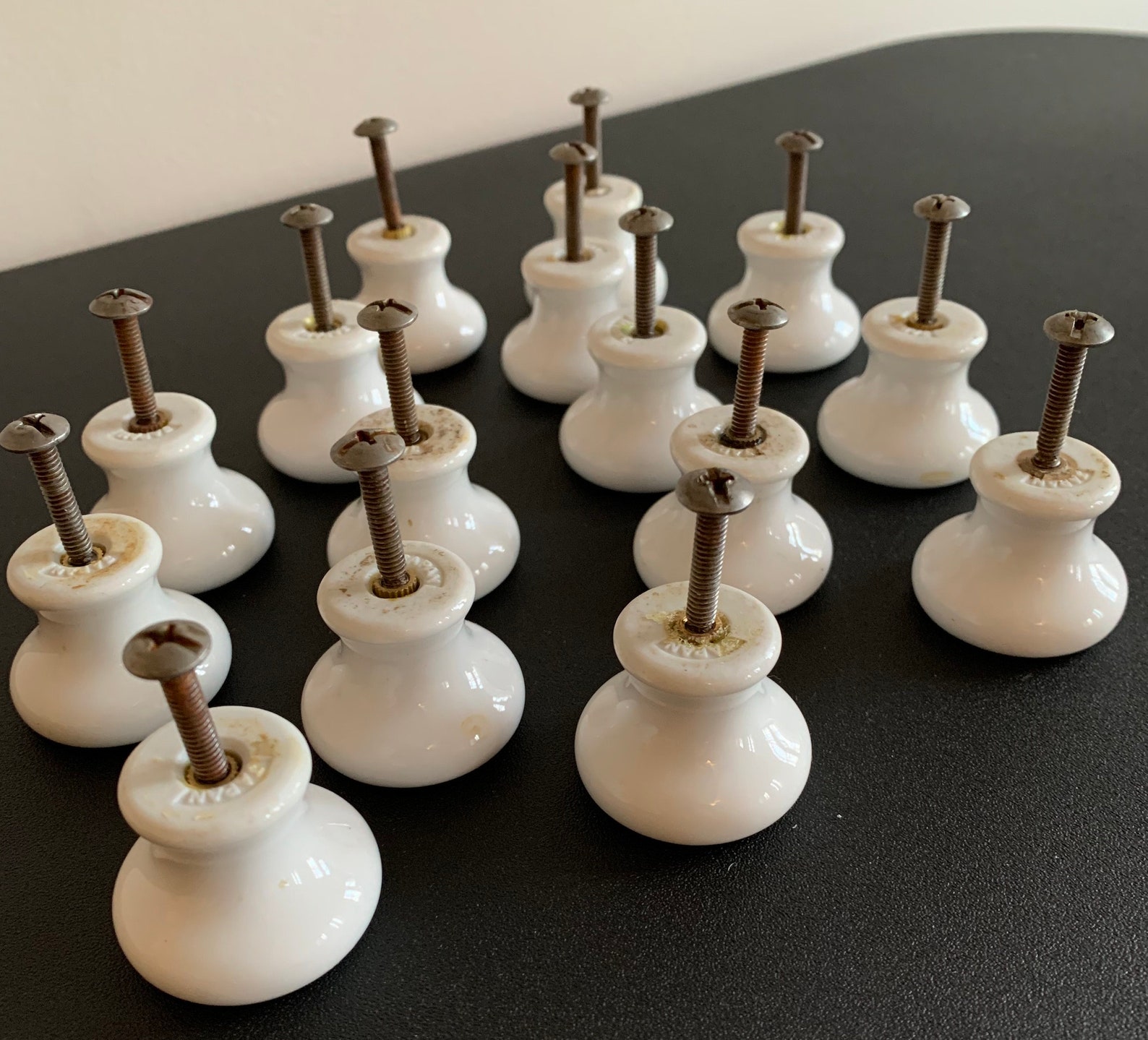 1X Vintage White Porcelain Knobs 1.25 Gray Line Etsy