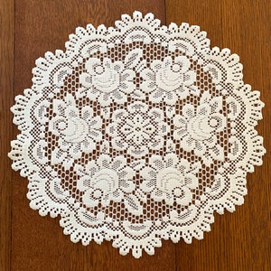 Individual Vintage Doily, Heavy Lace with Flowers, 19 Diameter image 2