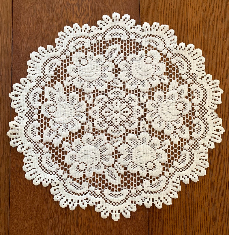 Individual Vintage Doily, Heavy Lace with Flowers, 19 Diameter image 2