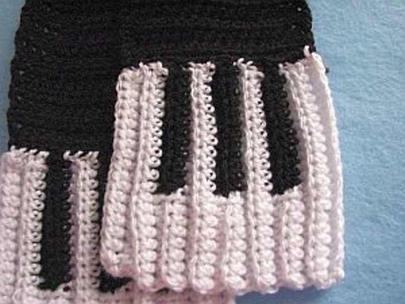 Crochet Pattern Piano Messenger Bag, Hat & Scarf Pattern Digital Download image 3