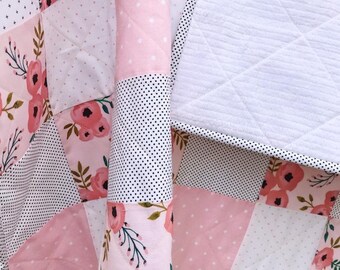 Minky baby quilt-polka dot minky-unique baby gift-newborn Baby quilt-honey bees and bears baby quilt-polka dot quilt-shower gift-Ready to go