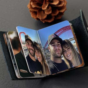 Mini Photo Album Keychain - Keychain Photo Album, Leather Photo Keychain Personalized, Keychain Gift For Him, Custom Flipbook Keychain