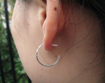 Crescent minimalist silver hoop earrings Semi circle open hoop Edgy thread through earrings