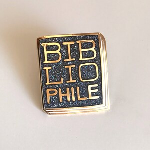 Book Pin: Bibliophile B