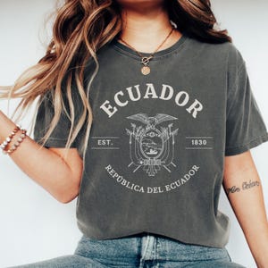 Ecuador unisex Tshirt, ecuador shirts, t-shirt ecuador- ecuador jersey- Ecuador flag -Ecuador gift- comfort colors- y2k flag vintage