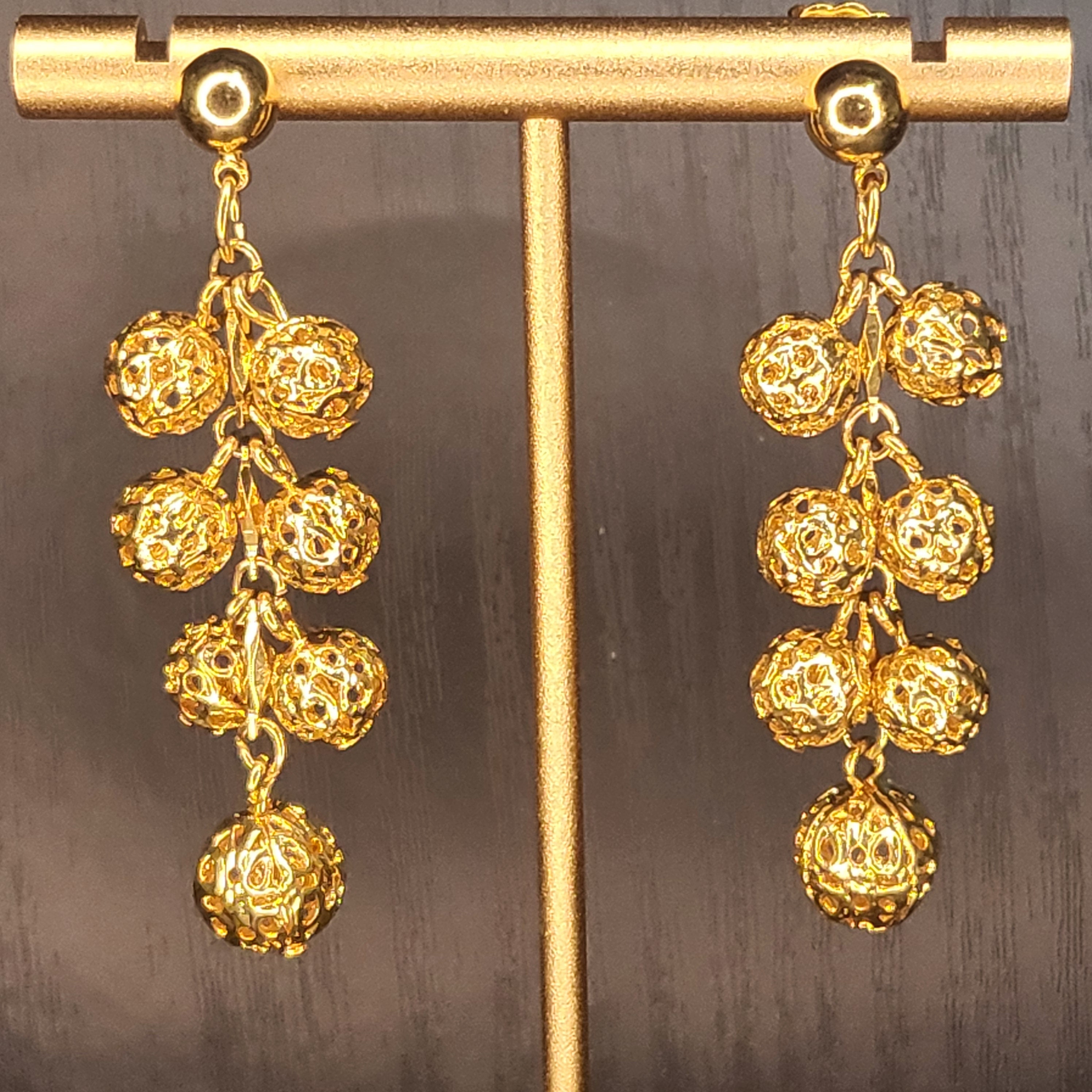 Lot De 3 Boucles D'oreilles AVON Vintage - Style Clip - Neuf Sans Emballage - Multi-couleurs