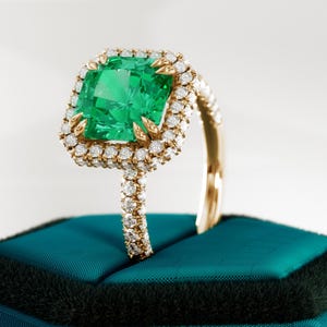 3.5 Carat Lab Grown Emerald Ring: Radiant Cut Halo Diamonds