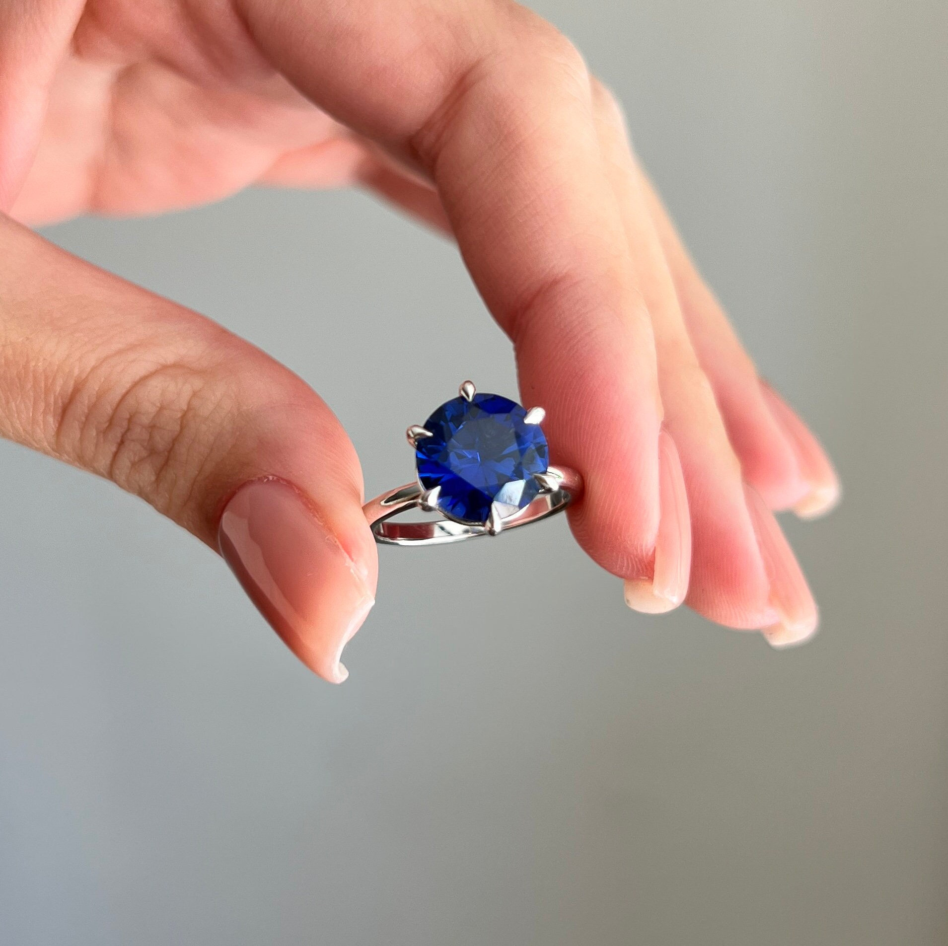 4.5 Carat Lab Grown Blue Sapphire Engagement Ring: Platinum & 14k White Gold