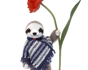 Three-Toed Sloth Knitting Pattern