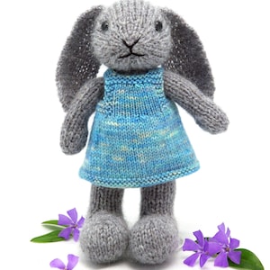 Well-dressed Bunny Knitting Pattern image 3