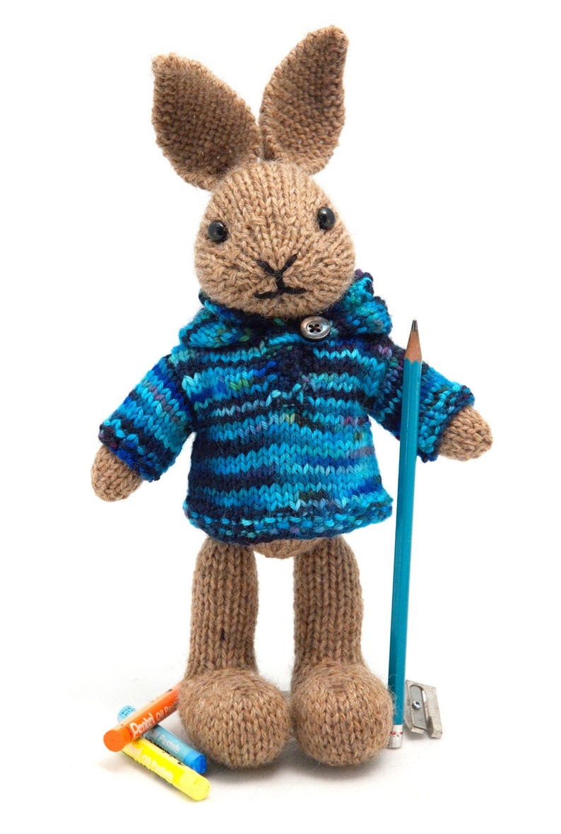 Well-dressed Bunny Knitting Pattern image 4
