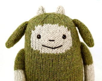 Trusty Troll with Rucksack and Toolbelt knitting pattern