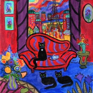 Puede incluir: Una pintura de un sofá de rayas rojas con tres gatos negros. El sofá está en una habitación con una ventana que da a la Torre Eiffel y una ciudad. La pintura está firmada "2016 D.McLaughlin".