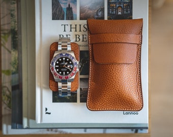 Handmade leather watchpouch