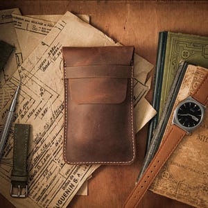 New Vintage Brown Leather Watch Pouch – Handmade Watch Case – Travel Watch Holder – Luxury Watch Storage – Personalized Gift
