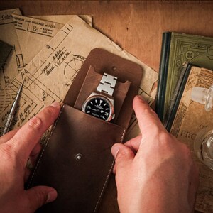 New Vintage Brown Leather Watch Pouch – Handmade Watch Case – Travel Watch Holder – Luxury Watch Storage – Personalized Gift image 4