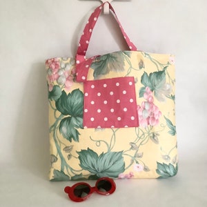 Handmade bag / Tote Bag / Reversible shopping bag in yellow cotton with grape cluster print / Made in France