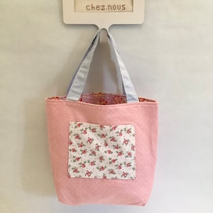 Sac fait main / Tote  Bag / Cabas reversible en Coton rose à petits pois blancs / Made in France