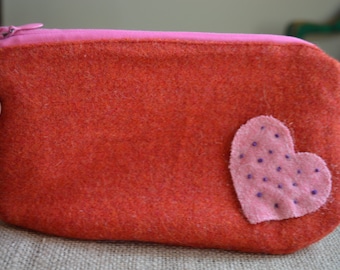 Red Pouch, Wool Pouch, Zippered Pouch, Appliqué Pouch, Heart Applique Pouch, Red Wool Pouch, Fabric Pouch, Fabric Bag, Heart Pouch