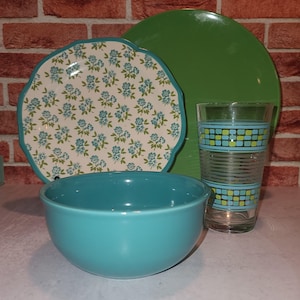 Pioneer Farmhouse ~ 4 pc. Place Setting Vintage ~  Set a unique table ~ Conversation starter ~ Mix-MATCHed ~