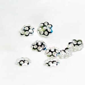 Tiny Daisy Bead Caps- jewelry findings