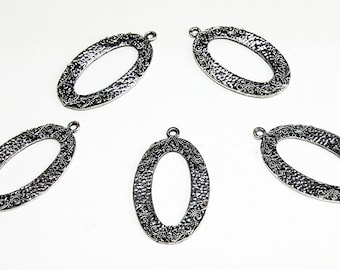 Oval Focal Victorian Pendant- antiqued silver pendant- focal pendant- jewelry supplies- beading supplies- jewelry findings- designer pendant