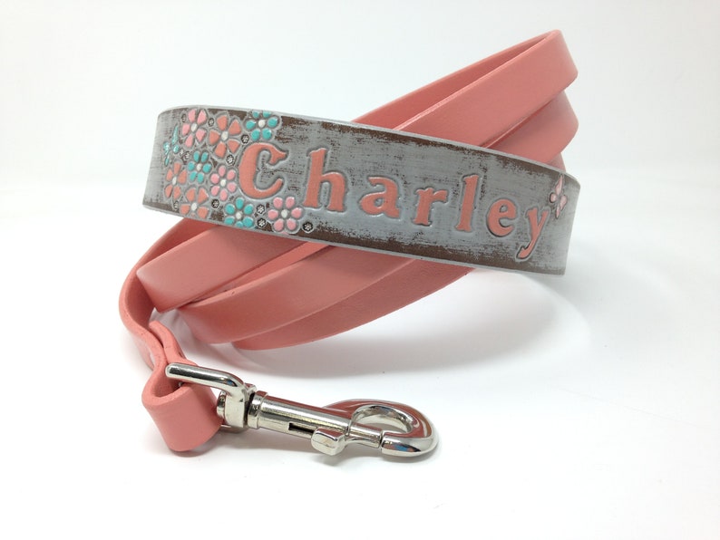 Flower Dog Collar, Bouquet of flowers on one side of your dogs name image 2