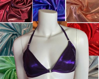 Soutien-gorge triangle en élasthanne scintillant de couleur unie burlesque avec fermeture sur le devant