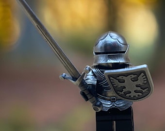 Armadura de metal para minifiguras: hecha a mano con armadura de figura de latón macizo, regalo perfecto para fanáticos del set de castillos medievales, amantes de DnD y juegos de mesa