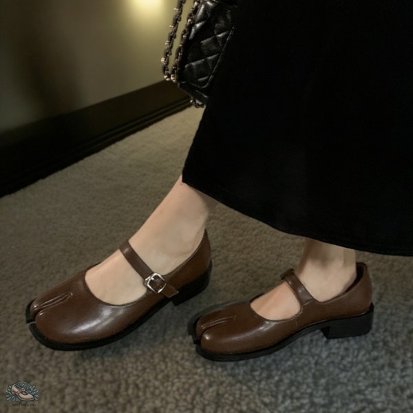 Brown Leather Vintage Tabi Ballet Flats | Women Split Toe Adjustable Strap Mary Jane Shoes | Retro Black Split Toe Tabi Shoes