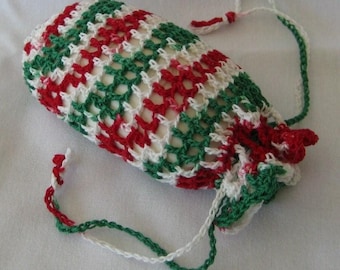 Soap Sack in Cotton for Thrifty Bathers in Christmas Colors