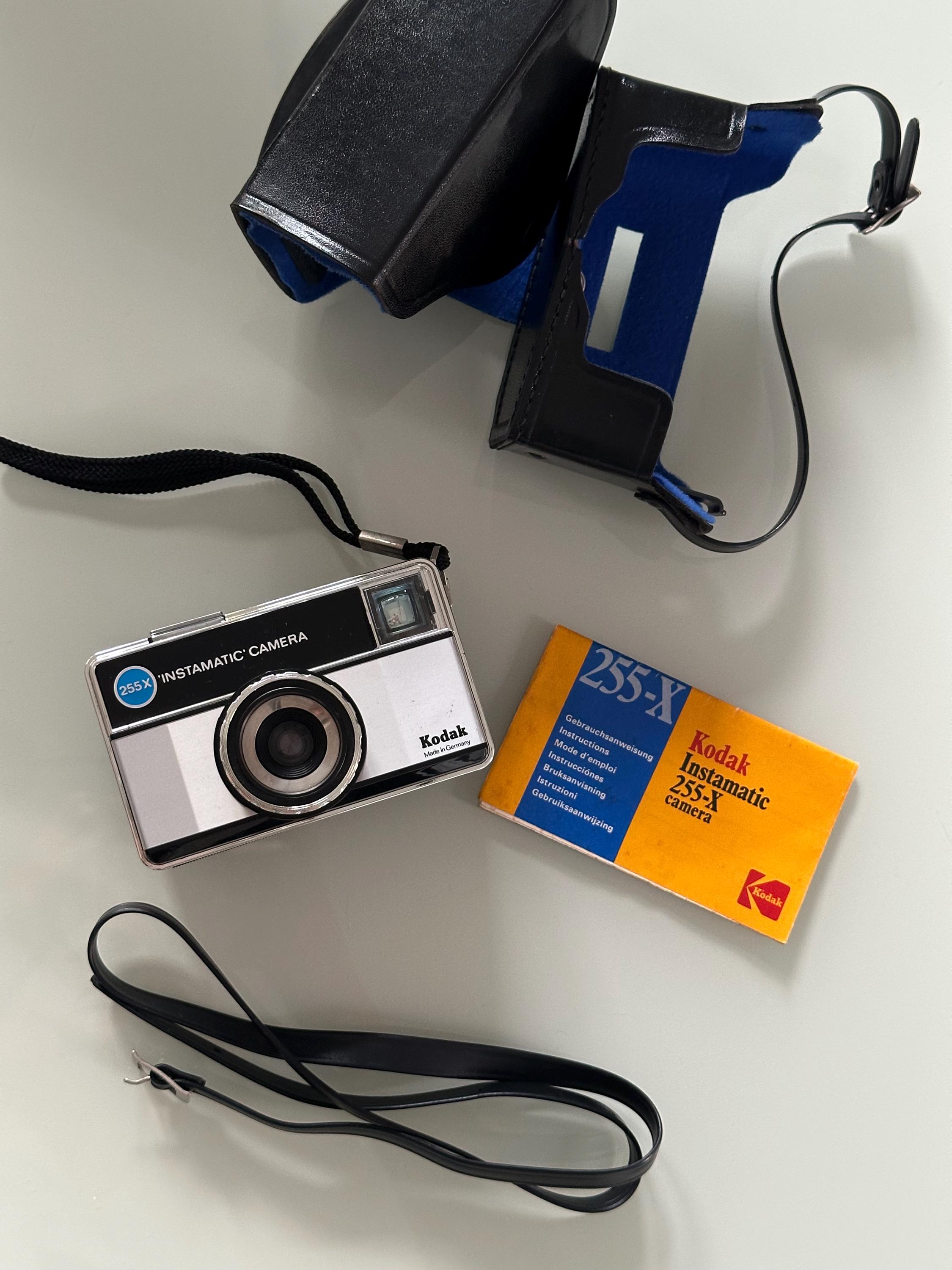 Appareil Photo Vintage Kodak Instamatic 255 X - Boîtier Argenté - Occasion