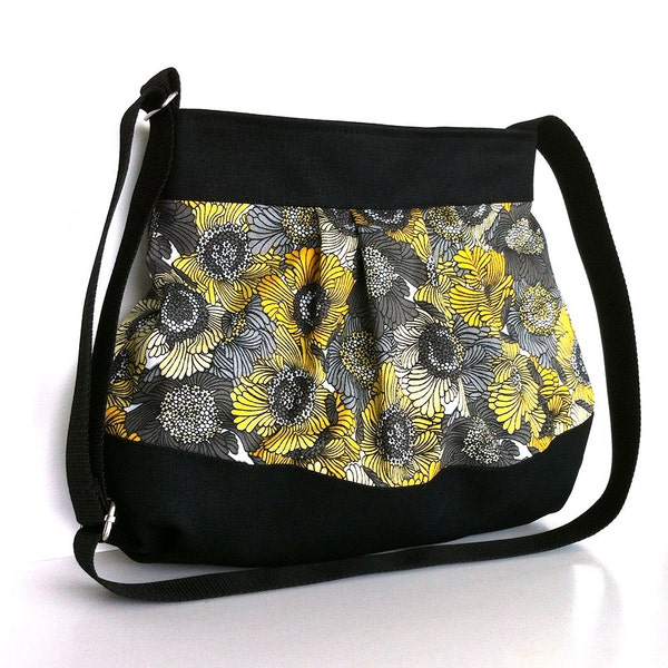 Summer crossbody bag , Vegan floral purse , Cross body purse,  Shoulder strap purse ,